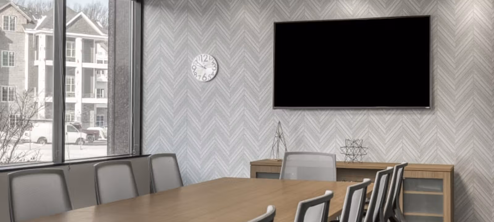 6100 Oak Tree Blvd, Independence - Image 1