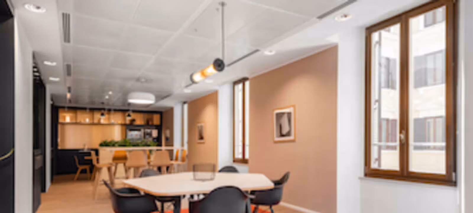 15 Canton Road, Tsim Sha Tsui - Image 1