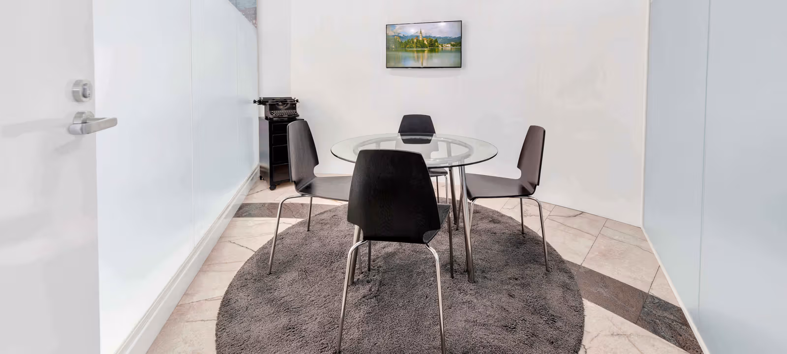 2 Eaton Mall, Oakleigh - Image 1