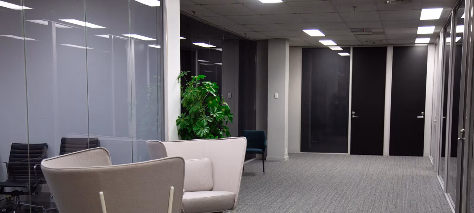 https://dr3h7ptpe31k5.cloudfront.net/Assets/images/4017/Serviced-Office-(Classic)-VIC-Hawthorn-East-121-127-Camberwell-Road-1016187.jpg
