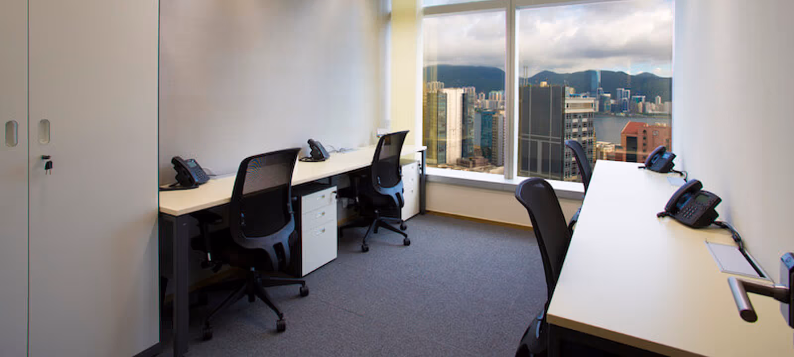 https://dr3h7ptpe31k5.cloudfront.net/Assets/images/4472/Serviced-Office-(Classic)-Kowloon-Kwun-Tong-418-Kwun-Tong-Road-1011247.jpg