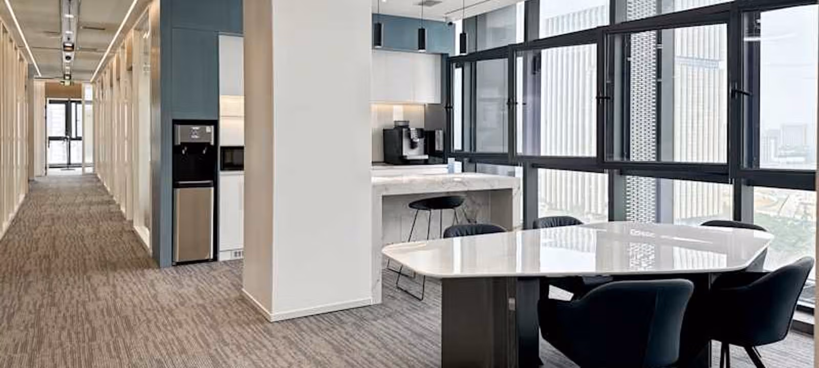 Intersection Of Jingtan Road And Yanjia Road, Shangcheng - Image 1