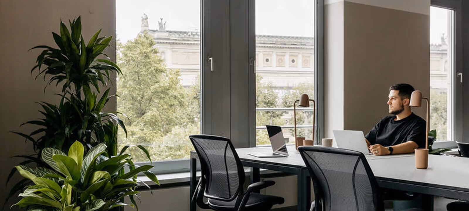 46 Bockenheimer Anlage, Frankfurt Am Main - Image 1