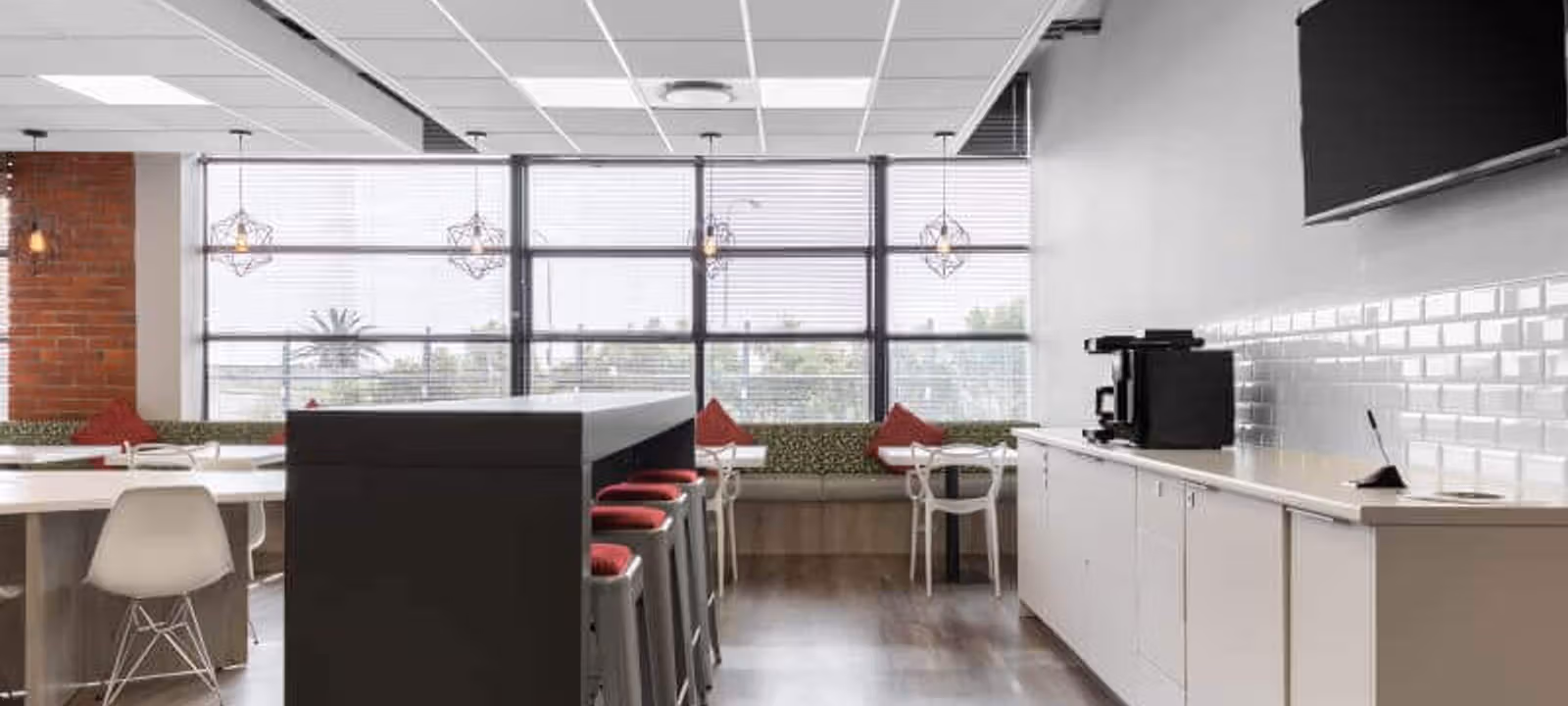 2 Fir Street, Cape Town - Image 1