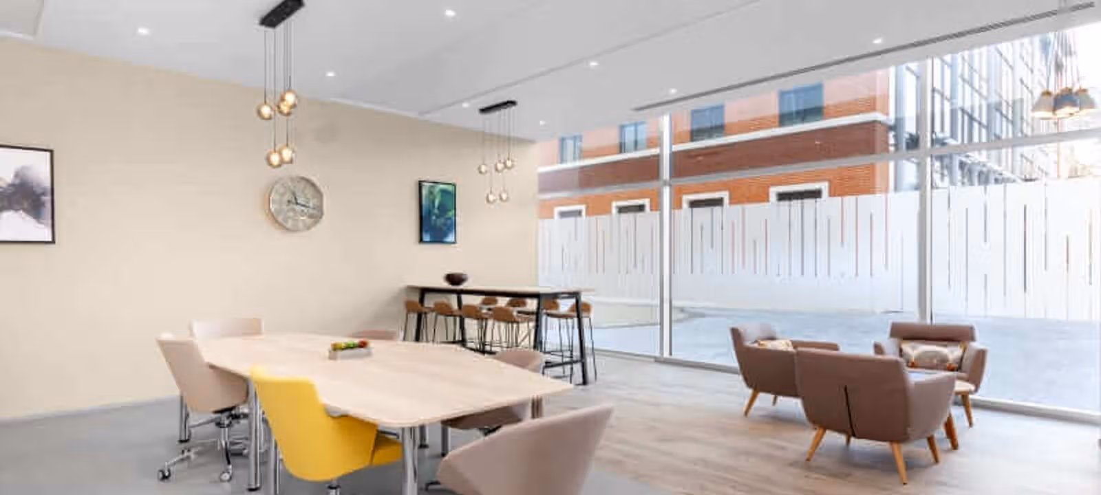 Forbury Square, Reading - Image 1