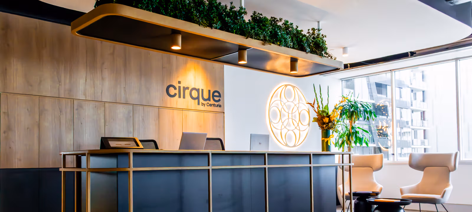https://officehub.s3.amazonaws.com/Assets%2Fimages%2F10480%2FCoworking-Space-QLD-South-Brisbane-154-Melbourne-Street-Cirque-Office-Photoshoot-May-2025---105.jpg
