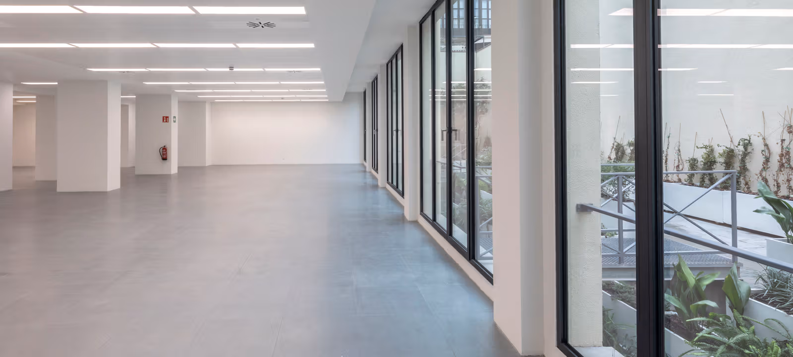 639 Gran Via De Les Corts Catalanes, Barcelona - Image 1