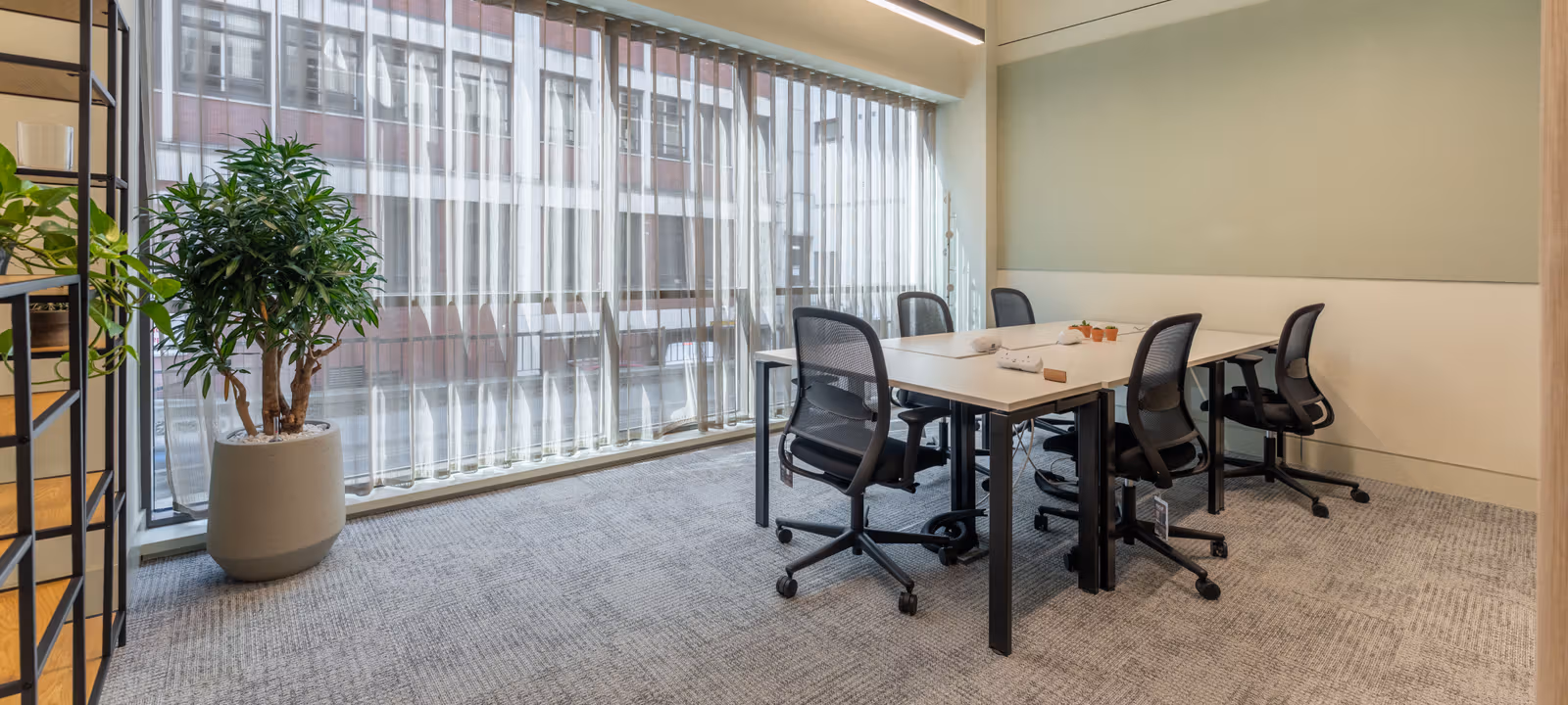 10 South Parade, Leeds - Image 1