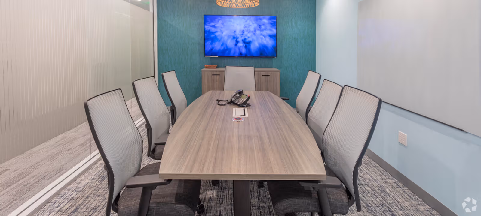 https://officehub.s3.amazonaws.com/Assets/images/10741/Coworking-Space-CA-San-Jose-84-West-Santa-Clara-Street-Pac-SJ-Liberty-Meeting-Room.jpg