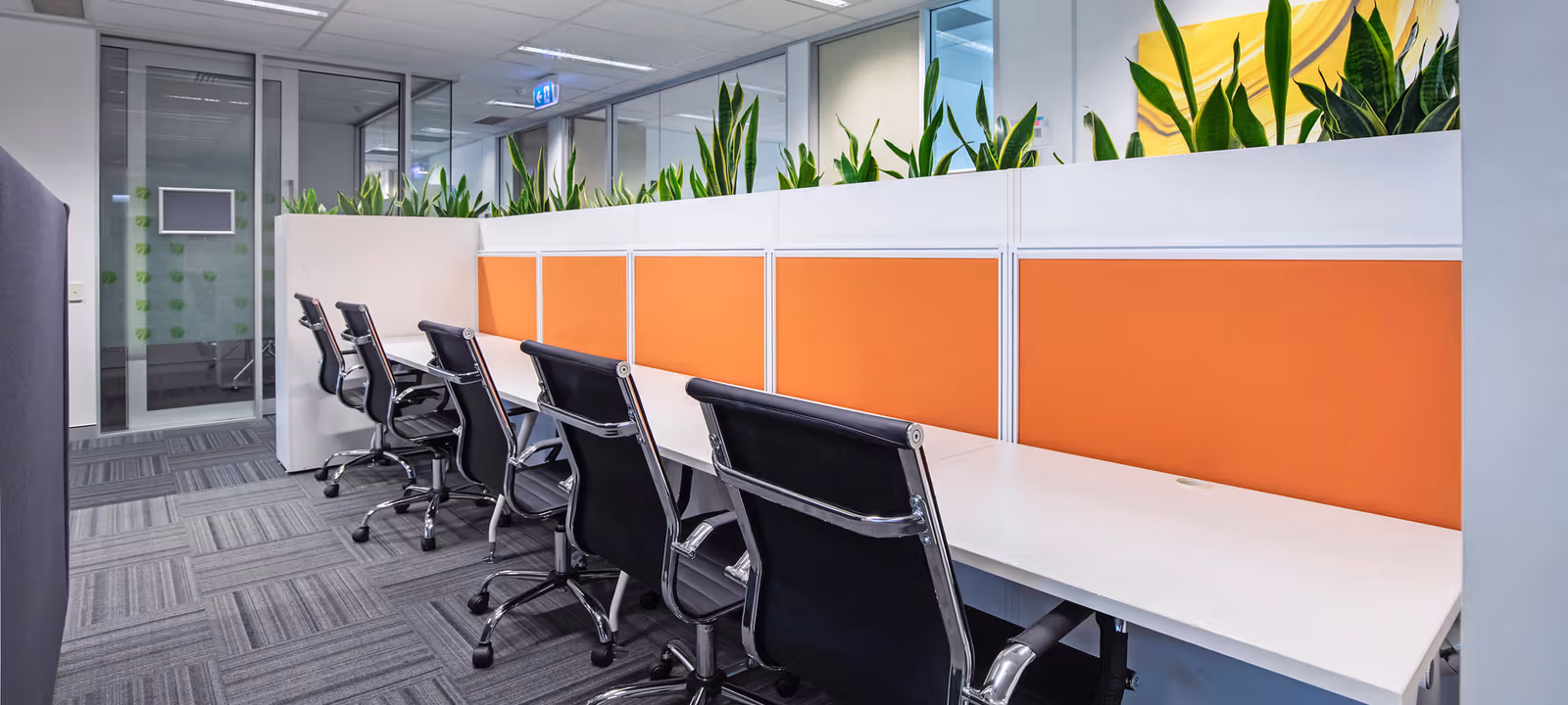https://officehub.s3.amazonaws.com/Assets/images/1120/Serviced-Office-%28Classic%29-QLD-Darra-1-Westlink-Court-091.jpg