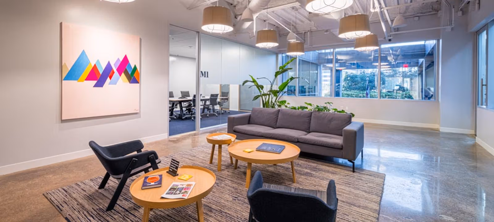 https://officehub.s3.amazonaws.com/Assets/images/11225/Serviced-Office-%28Classic%29-TX-Dallas-750-North-St-Paul-Street-20201013-Quadrant-450-St-Paul-140-HDR-Low-Res.jpg