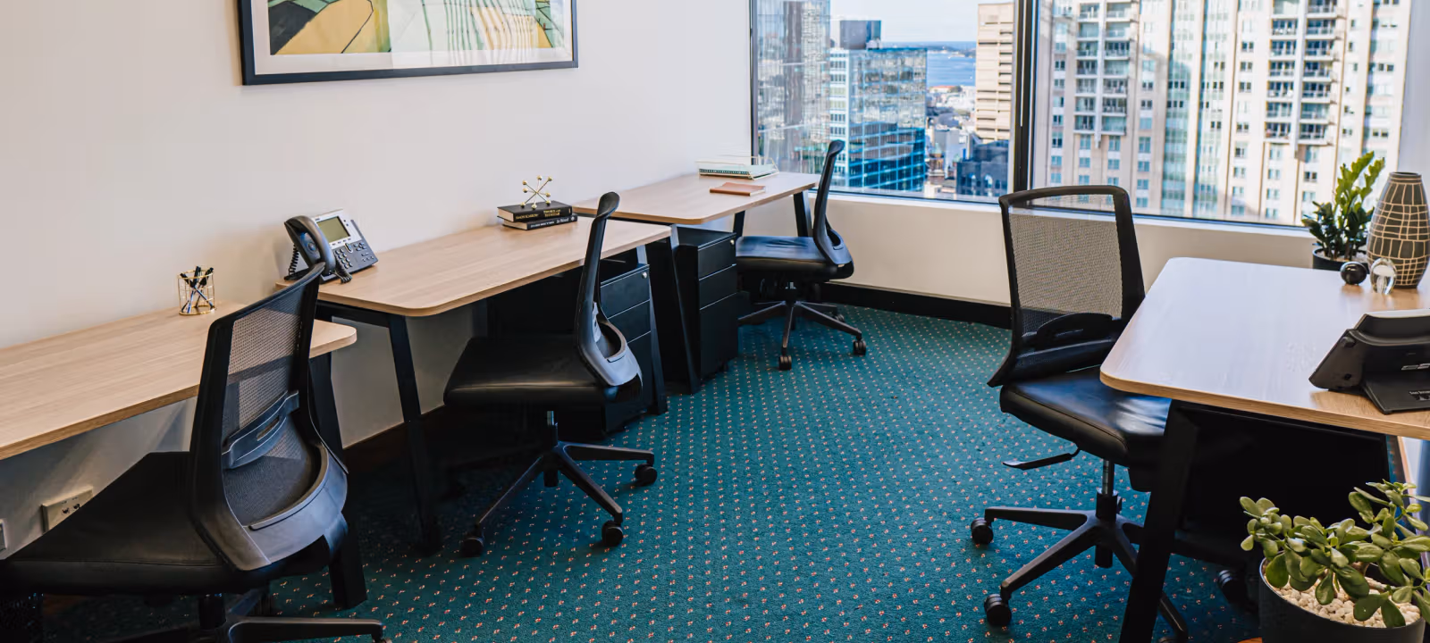 https://officehub.s3.amazonaws.com/Assets/images/1140/Serviced-Office-%28Classic%29-NSW-Sydney-44-Market-Street-1.webp