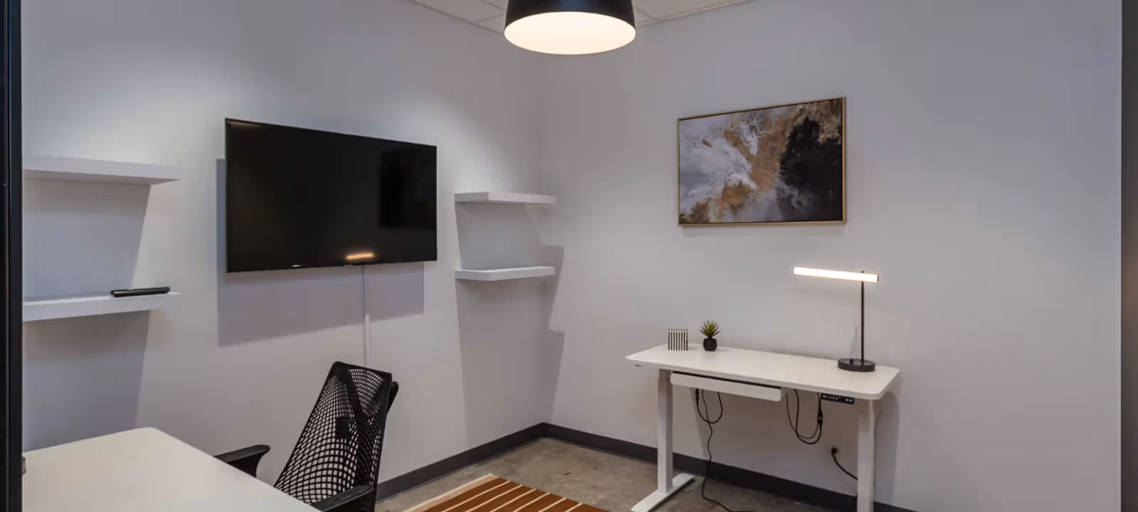 https://officehub.s3.amazonaws.com/Assets/images/11630/Serviced-Office-%28Classic%29-CA-Lafayette-3515-Mount-Diablo-BlvdPillarCowork%20Lafayette%202020%20Nov%20%2840%29.jpg
