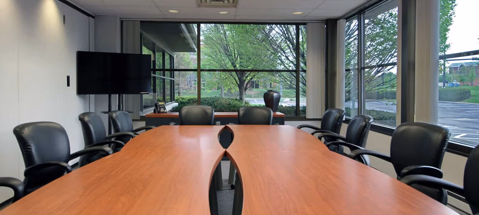 5650 Paul Blazer Pkwy, Dublin - Image 1