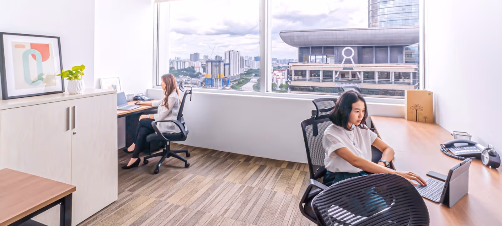 https://officehub.s3.amazonaws.com/Assets/images/1206/Serviced-Office-%28Classic%29-Wilayah-Persekutuan-Kuala-Lumpur-Mid-Valley-City-Lingkaran-Syed-Putra-2021-06-20.jpg