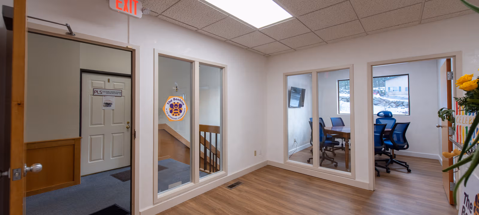 2 Bridgeview Cir, Tyngsborough - Image 1