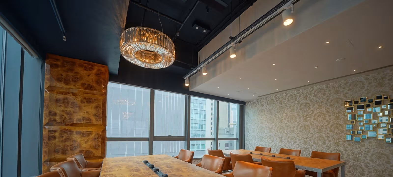 3 Garden Road, Central - Image 1