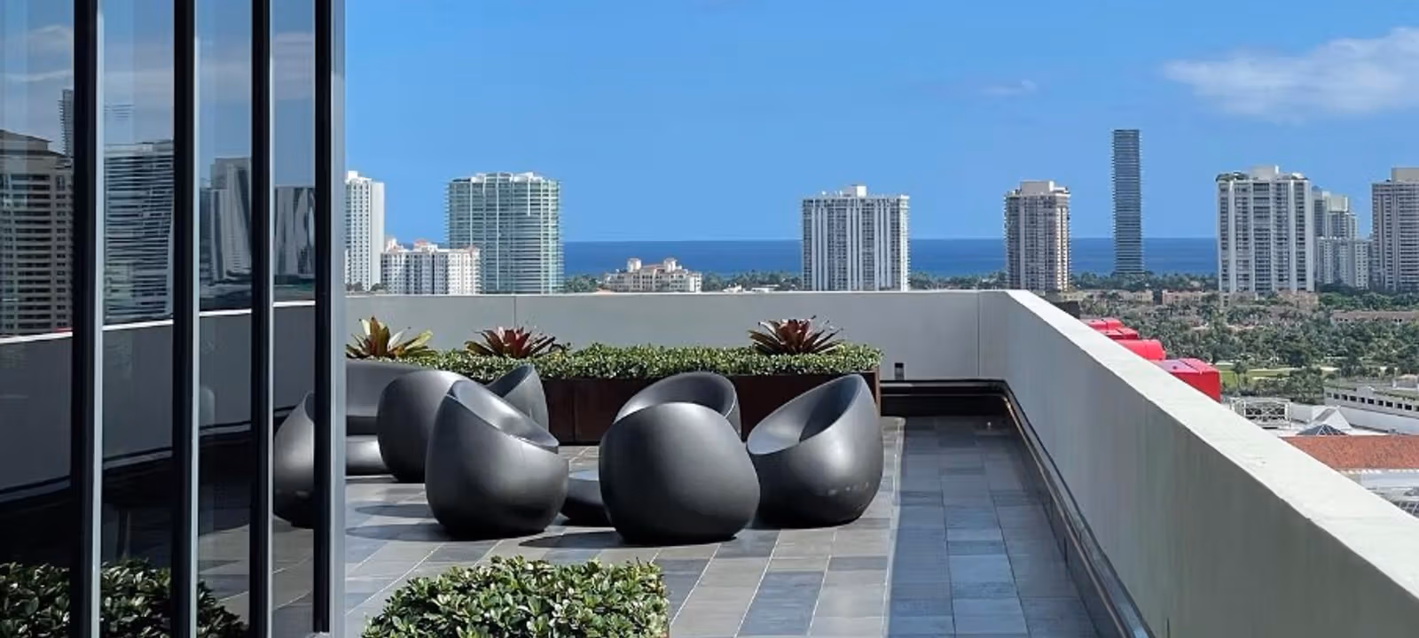 19790 W Dixie Hwy, Aventura - Image 1