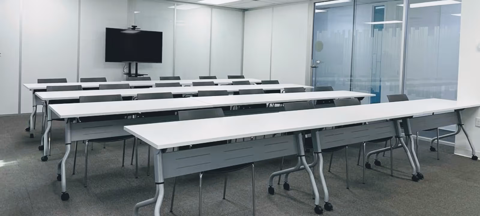 2800 Skymark Ave, Mississauga - Image 1