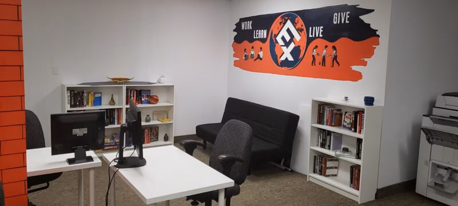 16 Rutherford Rd S, Brampton - Image 1