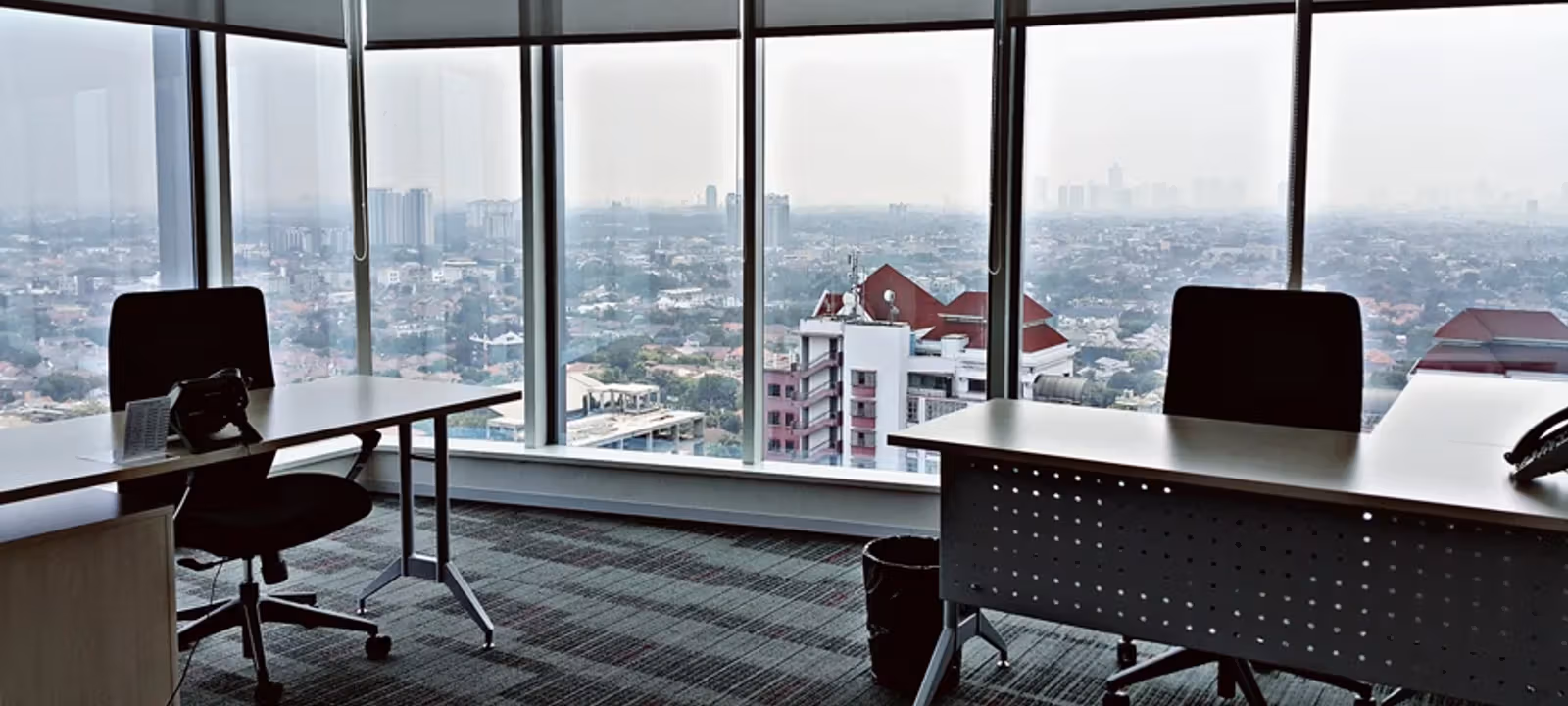 https://officehub.s3.amazonaws.com/Assets/images/1898/Serviced-Office-%28Classic%29-Jakarta-Selatan-South-Jakarta-36-Jl-Tb-Simatupang-PicsArt1439537962650.webp