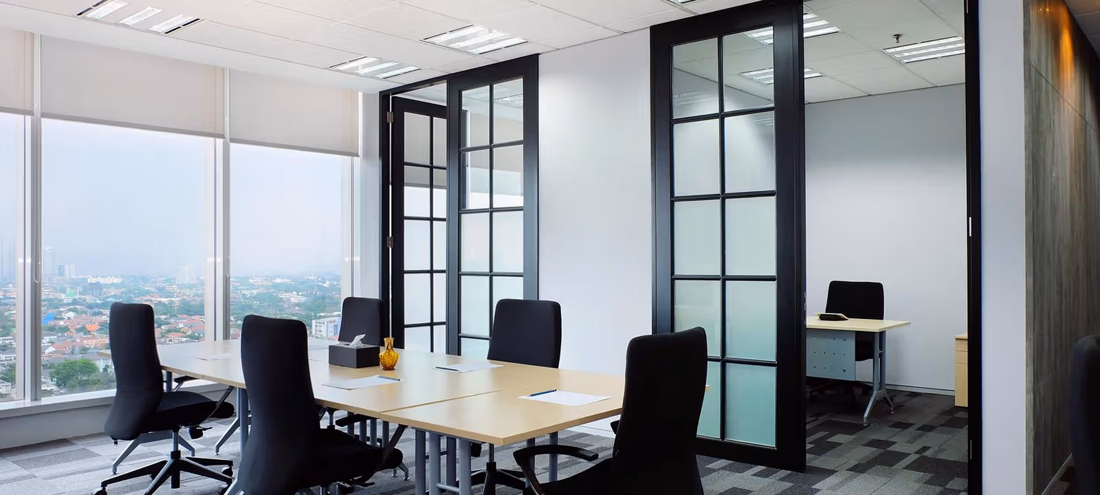 https://officehub.s3.amazonaws.com/Assets/images/1901/Serviced-Office-%28Classic%29-Jakarta-Selatan-South-Jakarta-22-26-Jl-Tb-Simatupang-TOS---Suite-Office.jfif