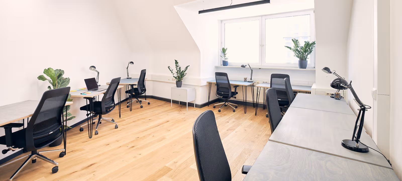 24 Kaufingerstrasse, Hackenviertel - Image 1