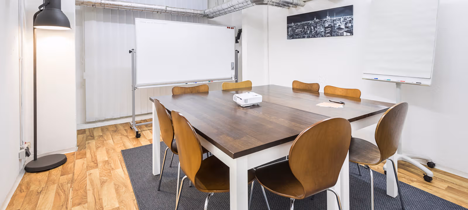 Colonnade 11, Berlin - Image 1