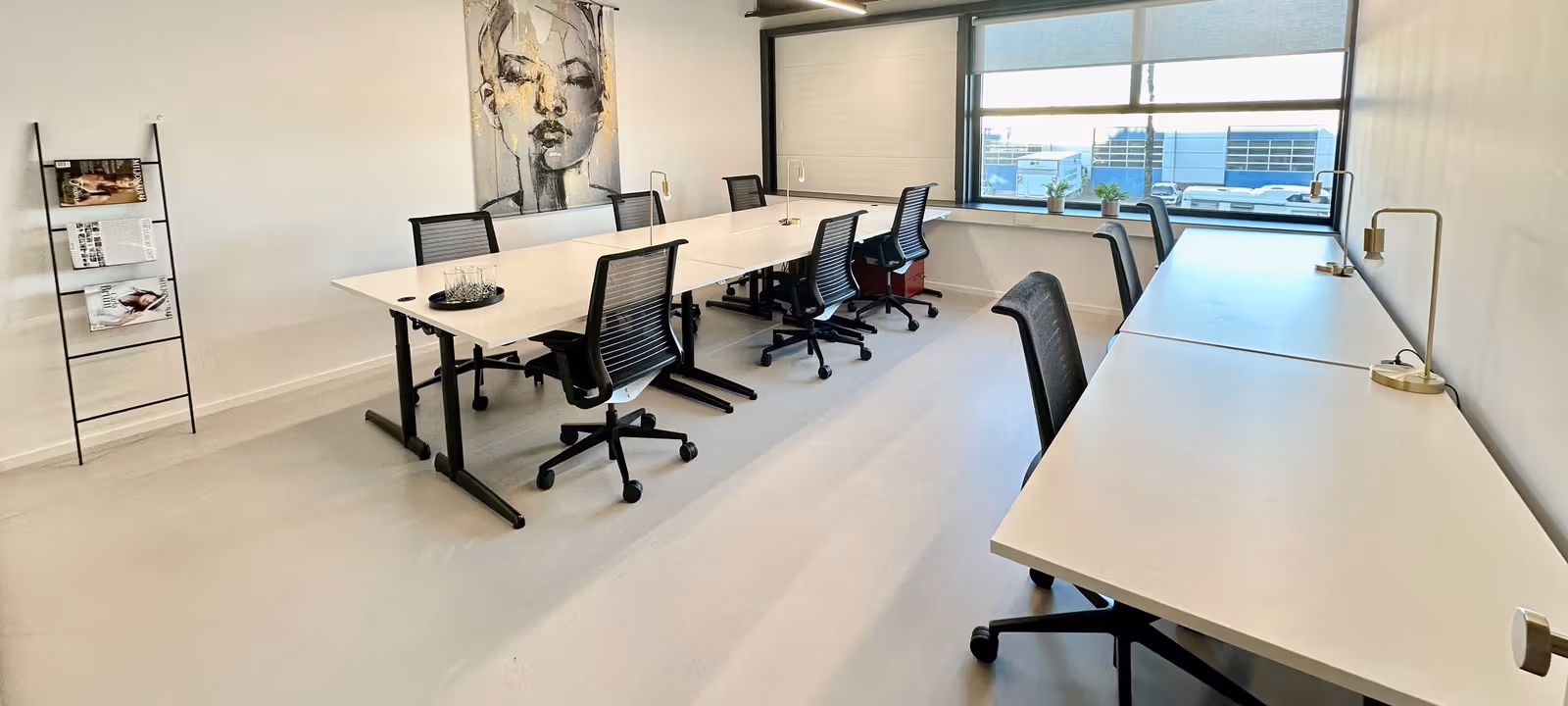 https://officehub.s3.amazonaws.com/Assets/images/20706/Serviced-Office-%28Classic%29-Amsterdam-Amsterdam-Disketteweg-14-Office-3---1.jpg