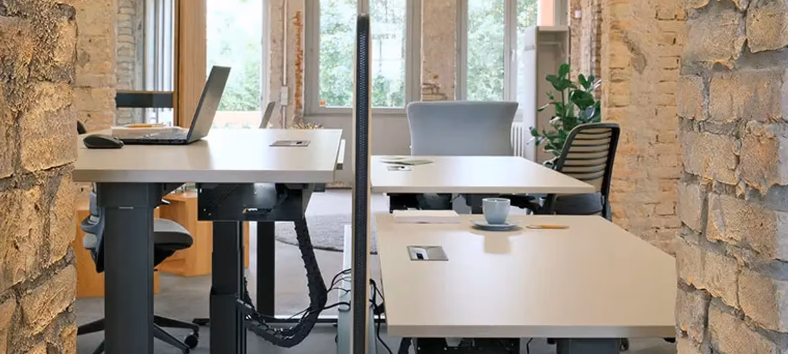 https://officehub.s3.amazonaws.com/Assets/images/21309/Coworking-Space--Speyer-Hafenstrasse-39csm_coworking_62027adbe4.webp