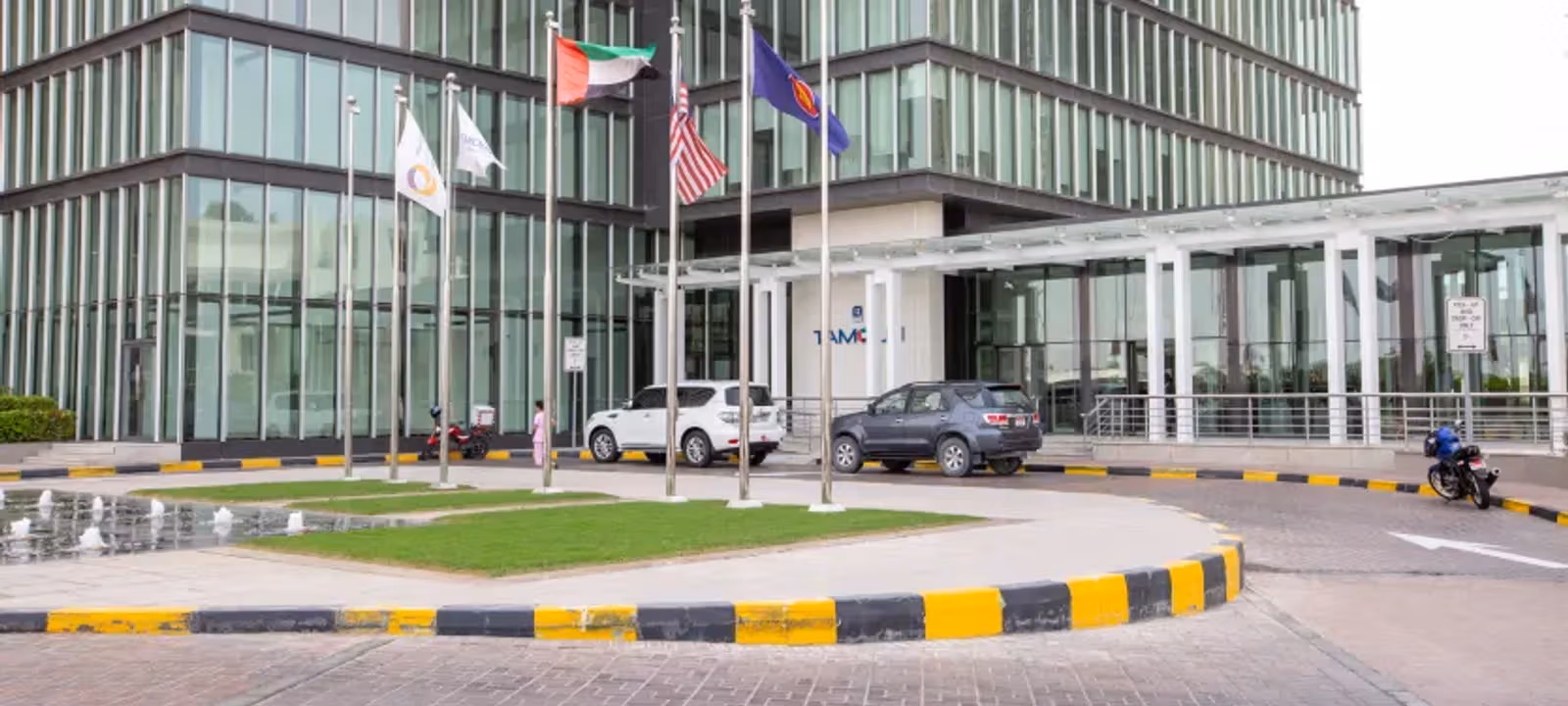 Tamouh Tower, Building 12 - Image 1