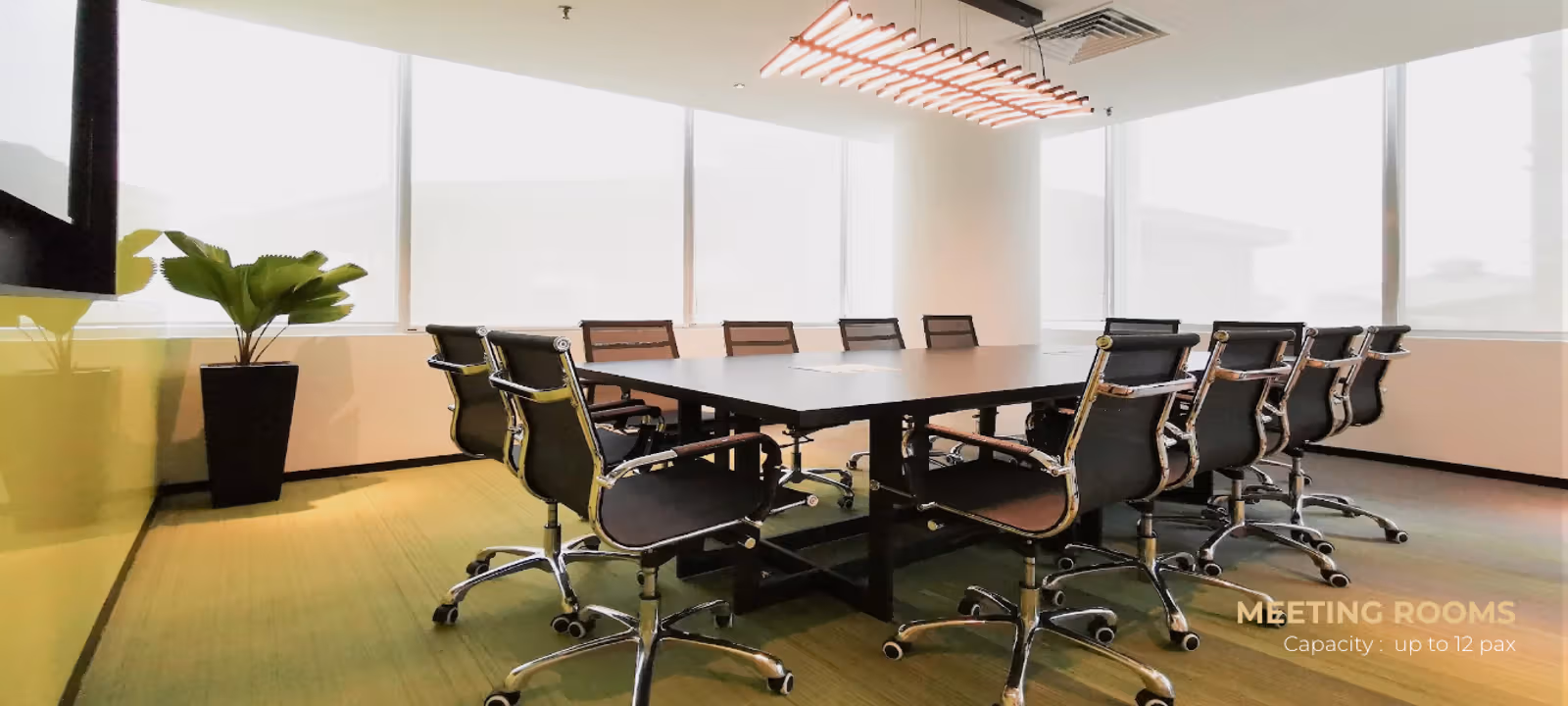 https://officehub.s3.amazonaws.com/Assets/images/2205/Coworking-Space-Wilayah-Persekutuan-Kuala-Lumpur-Mid-Valley-City-8-Lingkaran-Syed-PutraWSPACE%20Mid%20Valley%208%20Meeting%20Room%2012%20Pax.png