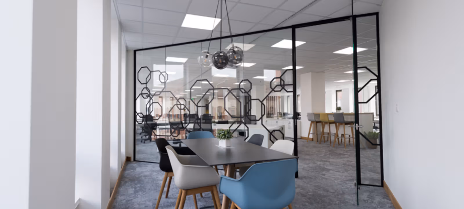 27 Middleborough, Colchester - Image 1