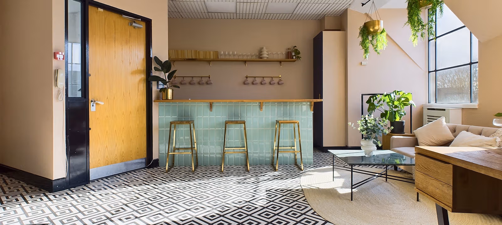 Heathgate Place, Greater London - Image 1