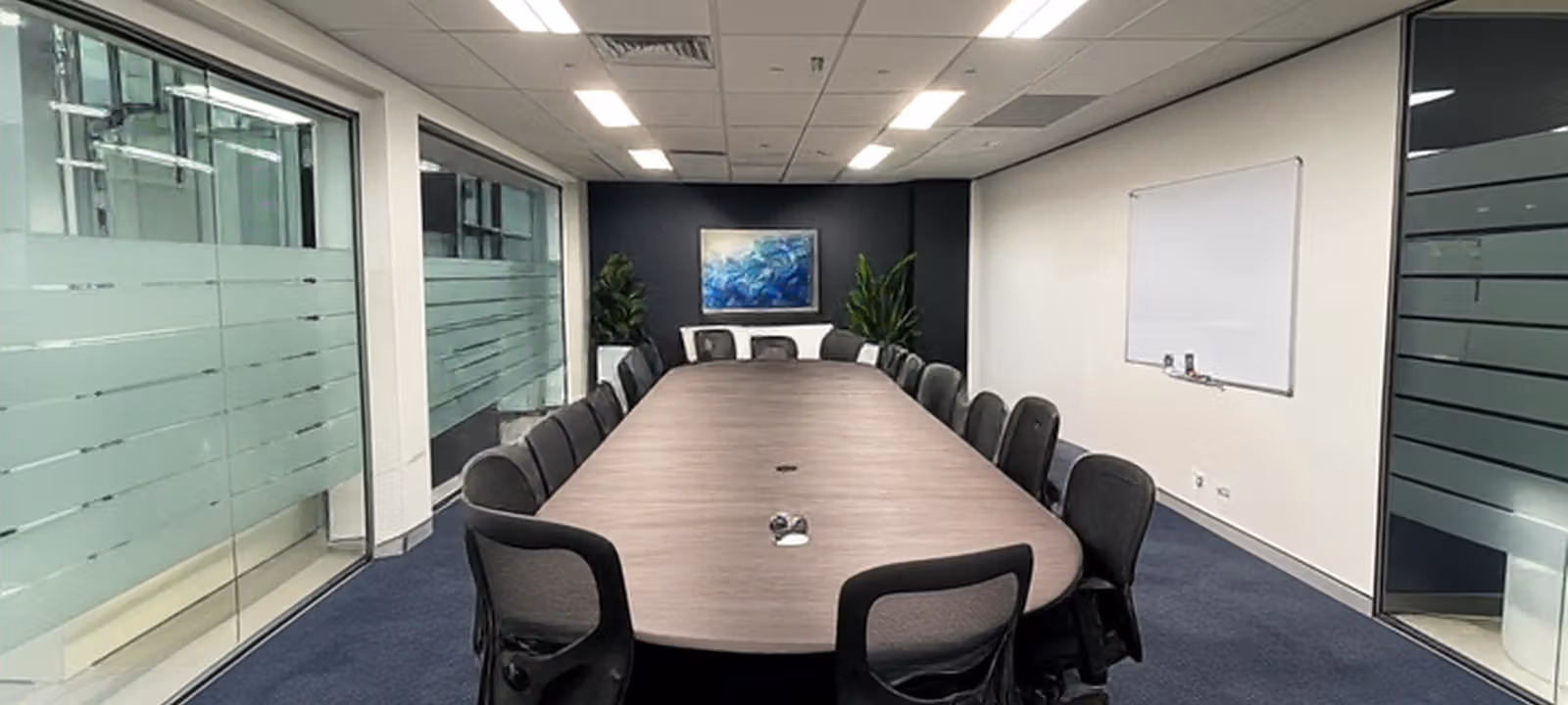 https://officehub.s3.amazonaws.com/Assets/images/25694/Serviced-Office-%28Classic%29-NSW-Pagewood-41-51-Wentworth-Avenue-22-Person-Meeting-Room.jpg