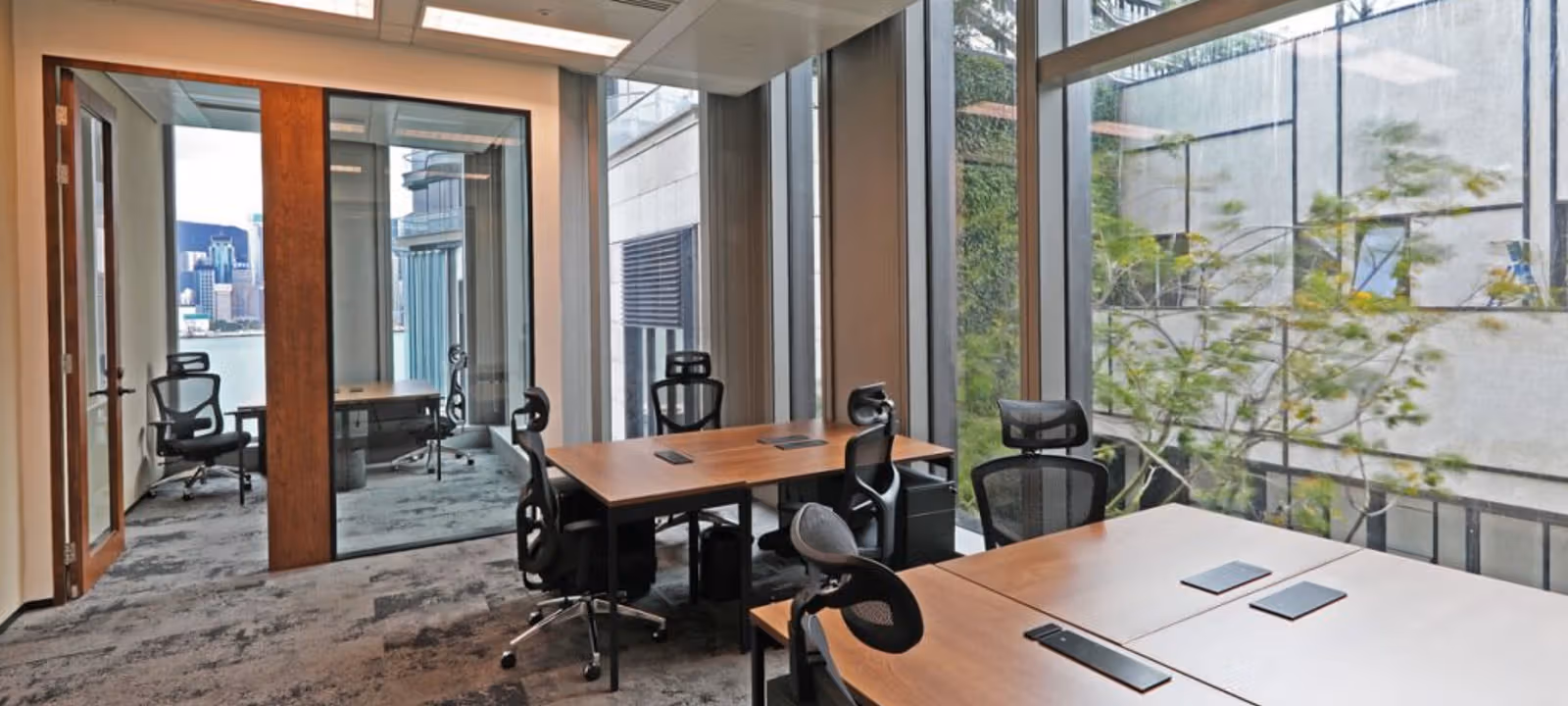 18 Salisbury Road, Tsim Sha Tsui - Image 1