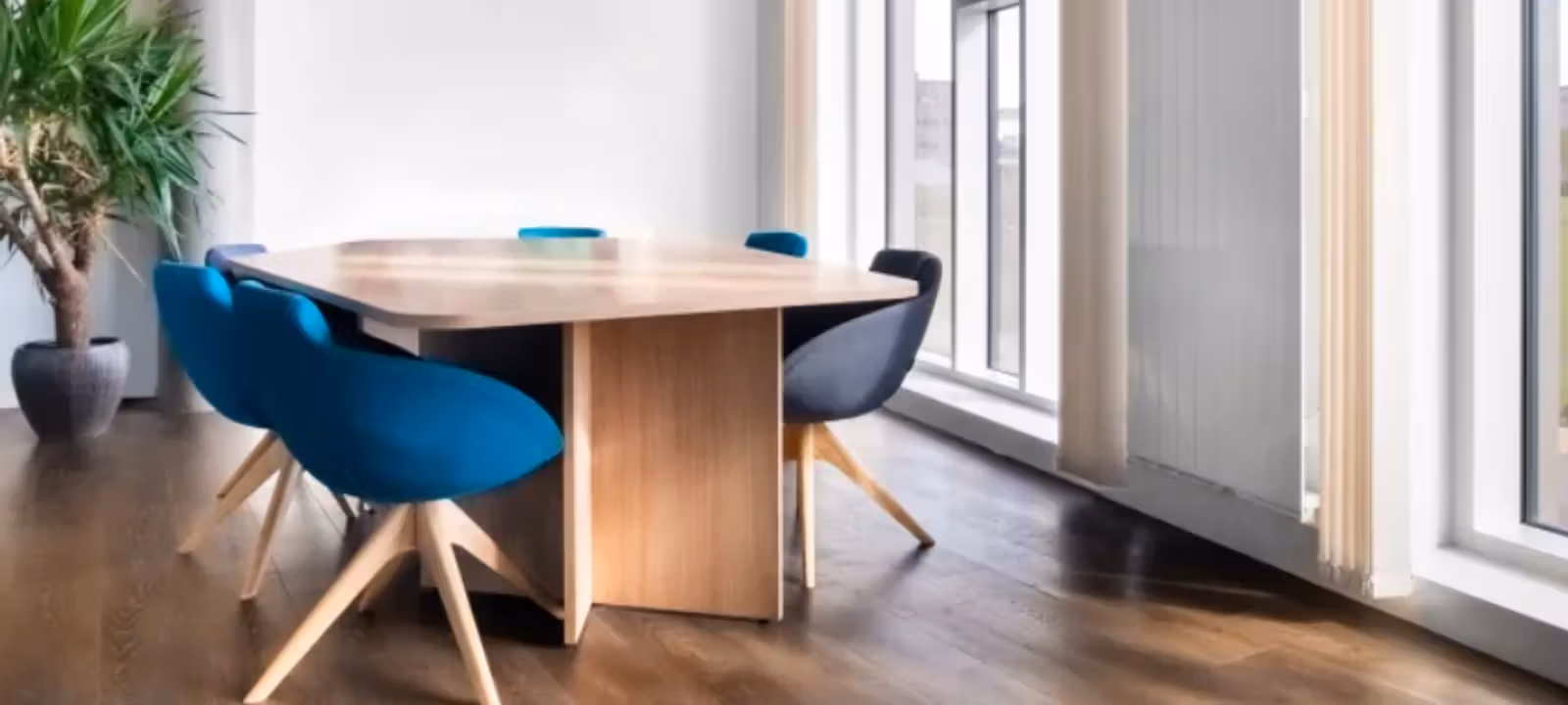 6 Calle Almutamid, Seville - Image 1