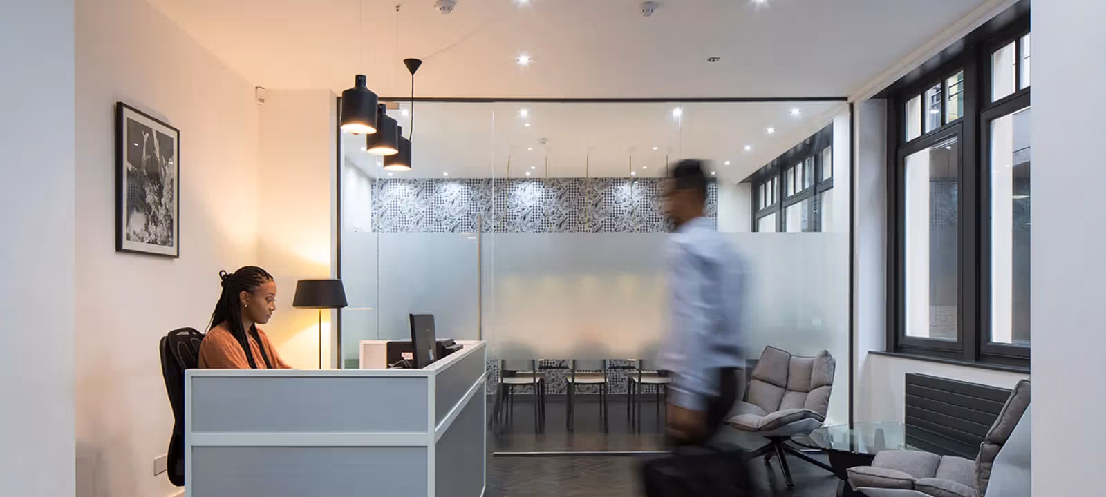 36 Whitefriars Street, Blackfriars - Image 1