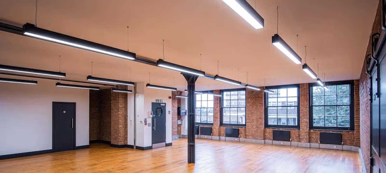 65-69 East Rd, London - Image 1