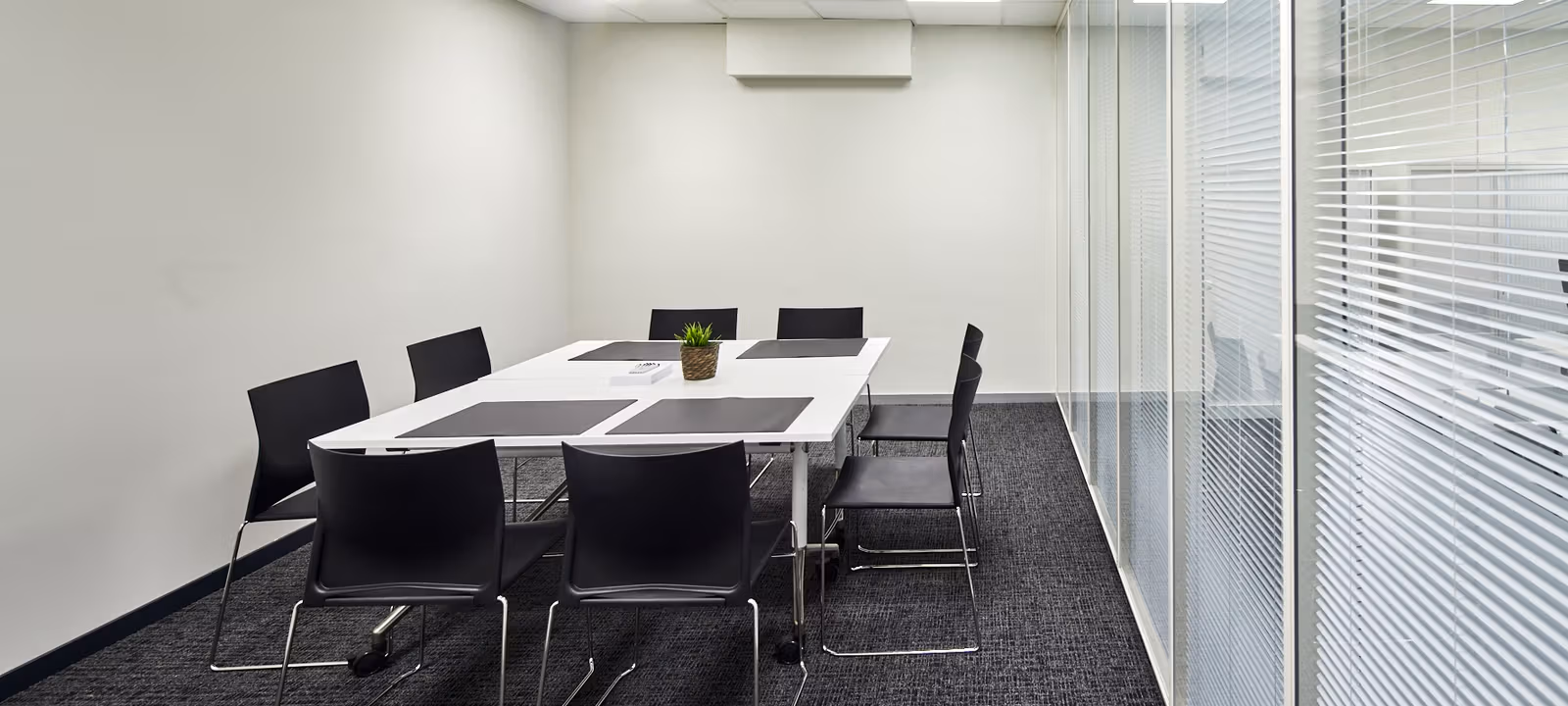 643 Leuvensesteenweg, Zaventem - Image 1