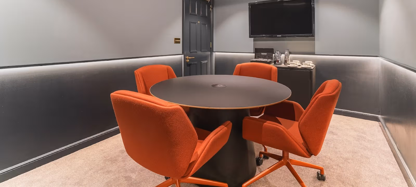 78 Pall Mall, St James's - Image 1