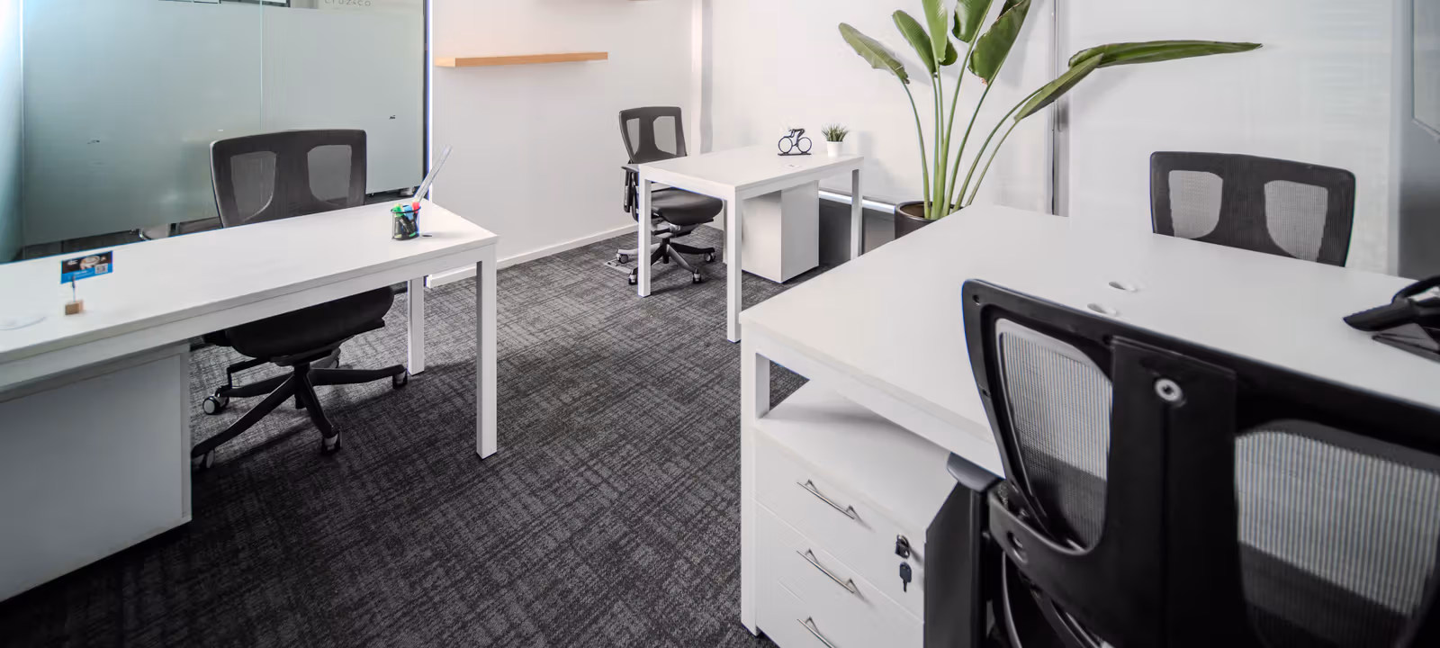 Al Sufouh - Dubai Media City, Dubai - Image 1