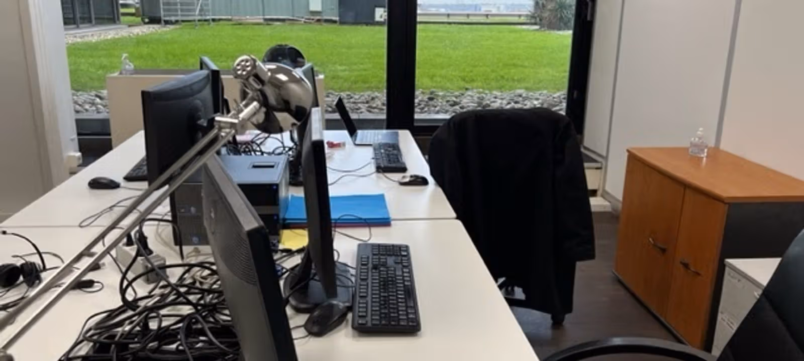 336 Les Bureaux De La Colline, Saint-cloud - Image 1