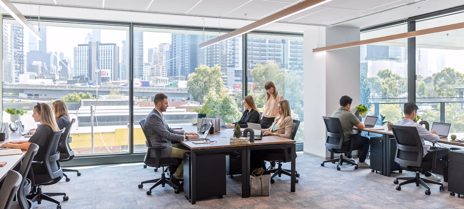 https://officehub.s3.amazonaws.com/Assets/images/3919/Coworking-Space-VIC-South-Melbourne-101-Moray-Street-Private-Office---5.webp