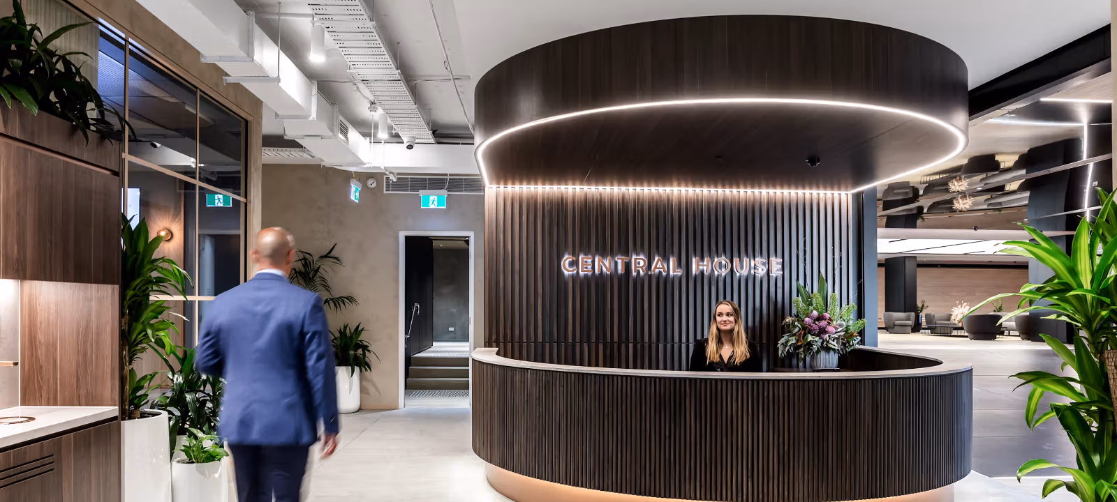 https://officehub.s3.amazonaws.com/Assets/images/3919/Coworking-Space-VIC-South-Melbourne-101-Moray-Street-Reception-GF.webp