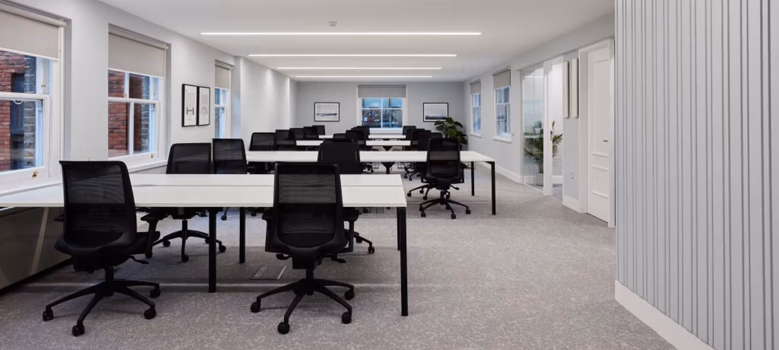 25 Buckingham Palace Road, London - Image 1