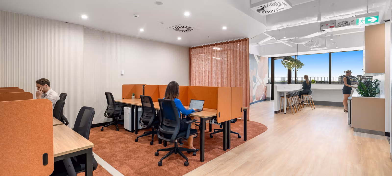 https://officehub.s3.amazonaws.com/Assets/images/39837/Serviced-Office-%28Classic%29-QLD-Chermside-14-Banfield-Street-AMY7430.jpg