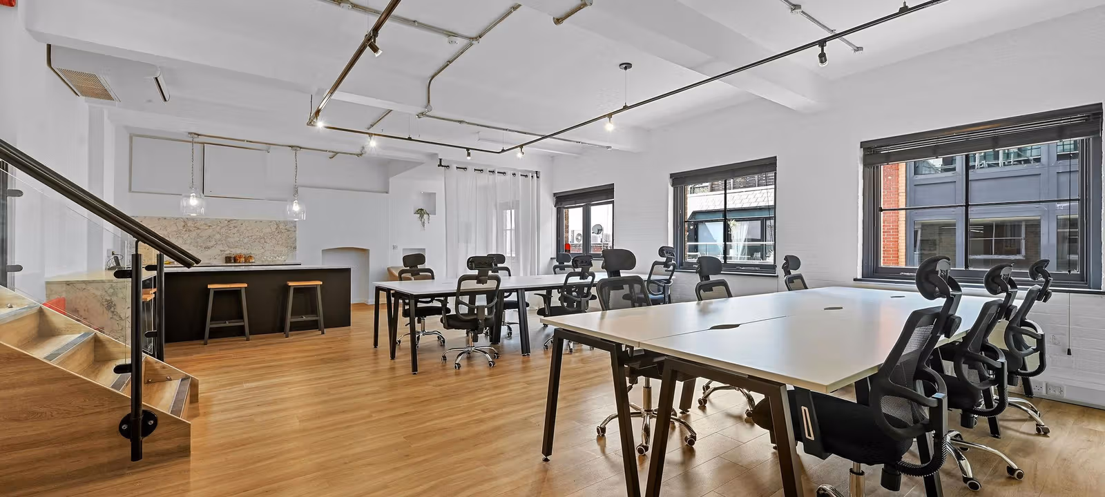 11-12 Charlotte Mews, Fitzrovia - Image 1