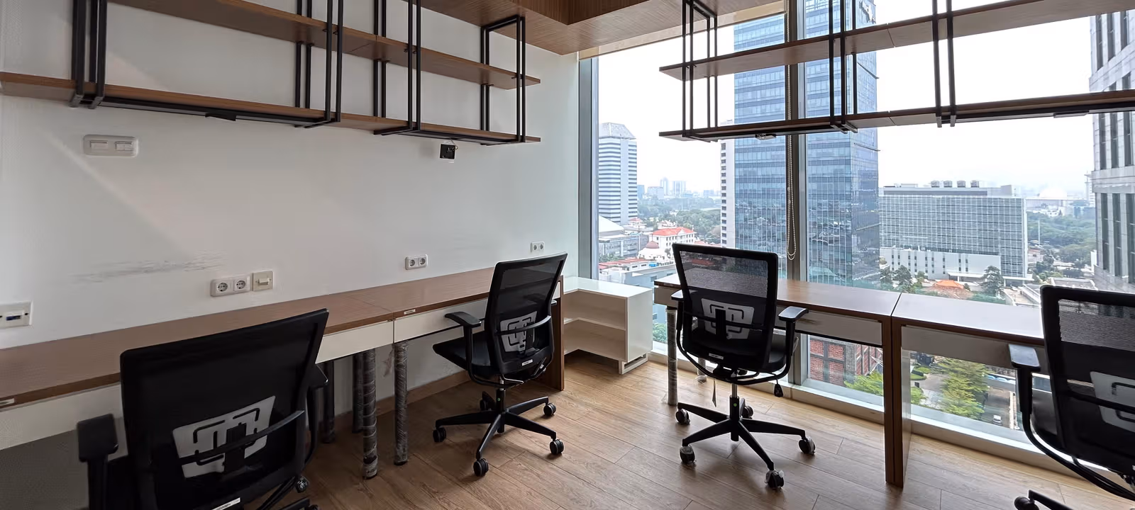 https://officehub.s3.amazonaws.com/Assets/images/43082/Coworking-Space-Dki-Jakarta-Central-Jakarta-Jalan-Kebon-Sirih-Kav-17-19-Jakarta-Pusat-4-Pax-Window.jpeg