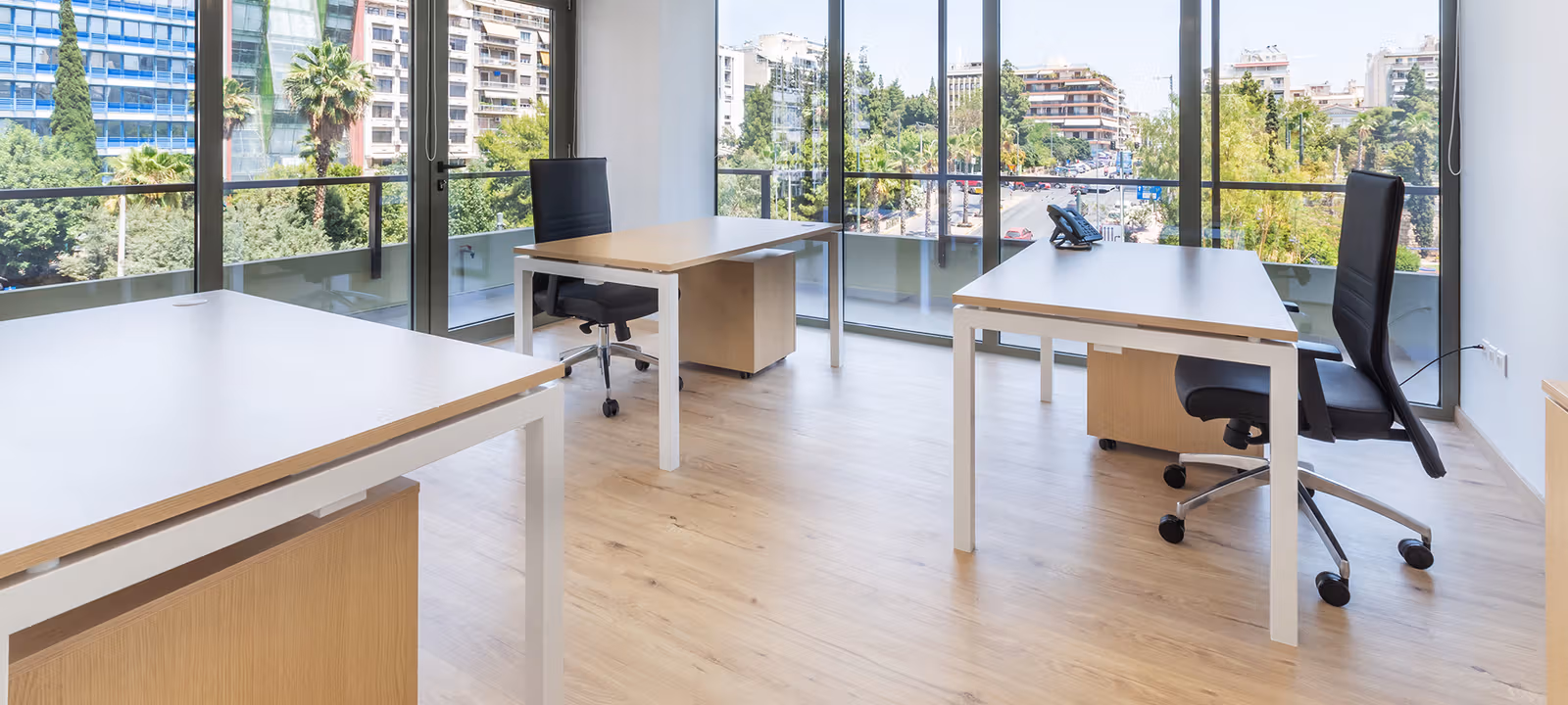 https://officehub.s3.amazonaws.com/Assets/images/44122/Serviced-Office-%28Classic%29-Athens-Piraeus-1-3-Fillelinon-MG6663-HDRSMALL.jpg